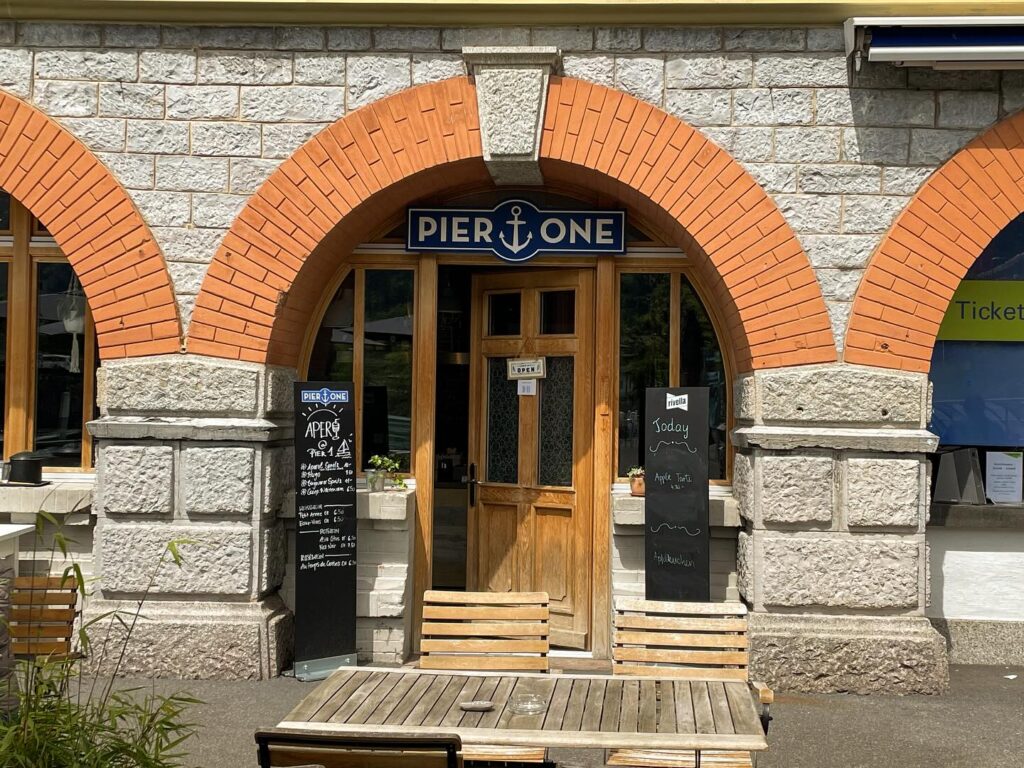 pier one cafe interlaken