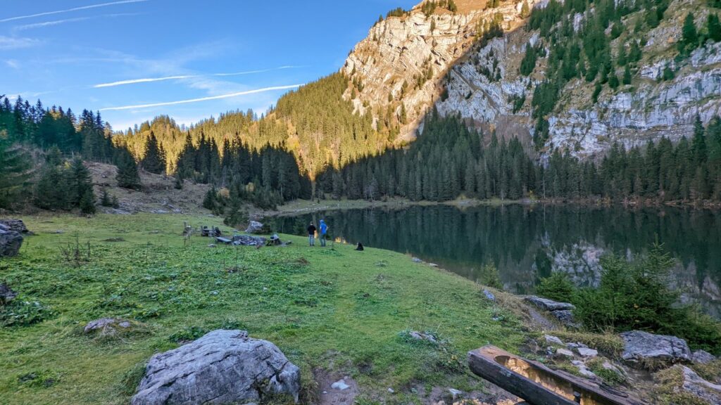 Hinterburgseeli giessbach falls hike