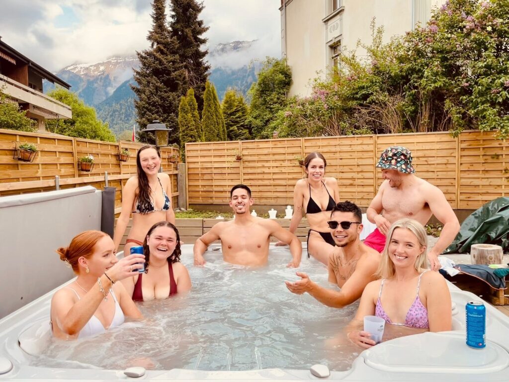 balmers hot tub interlaken